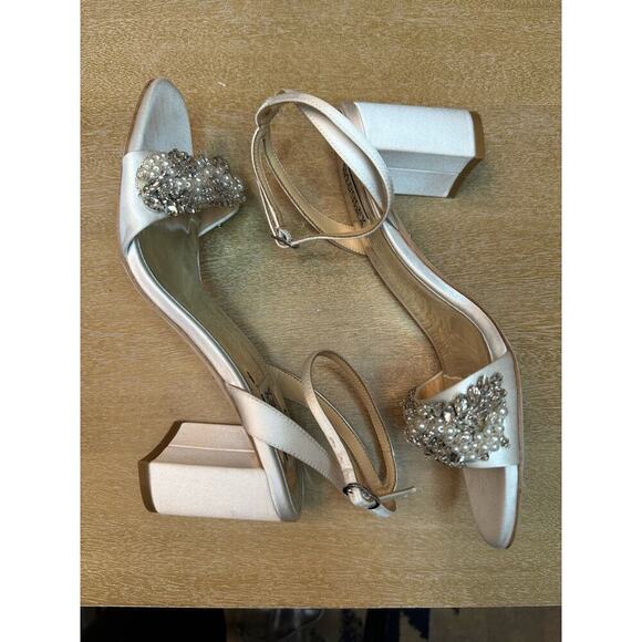 NWOB Badgley Mischka Clara Embellished Strap Evening Shoes - Picture 9 of 11